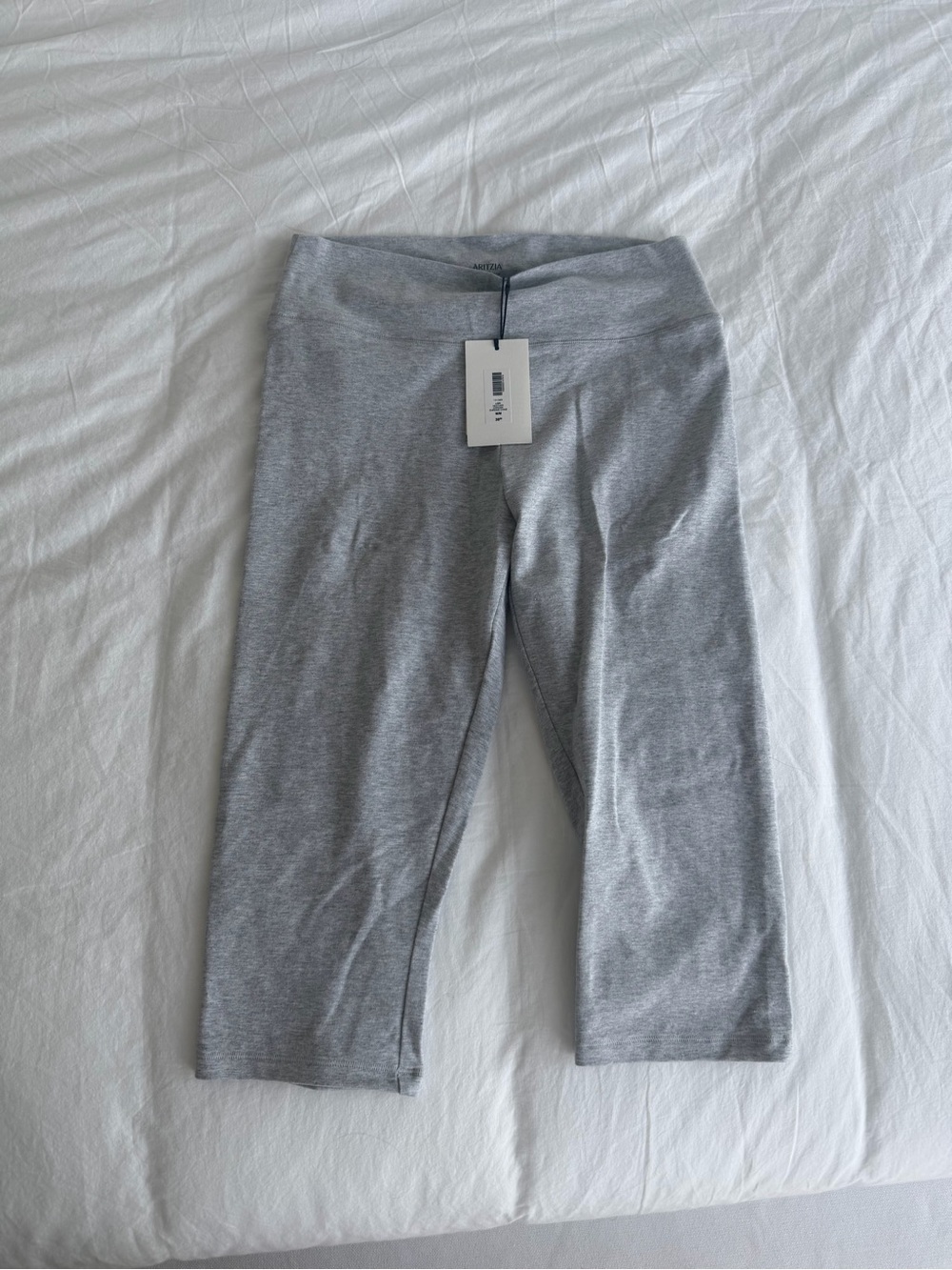 Aritzia homestretch Gray Capri Leggings